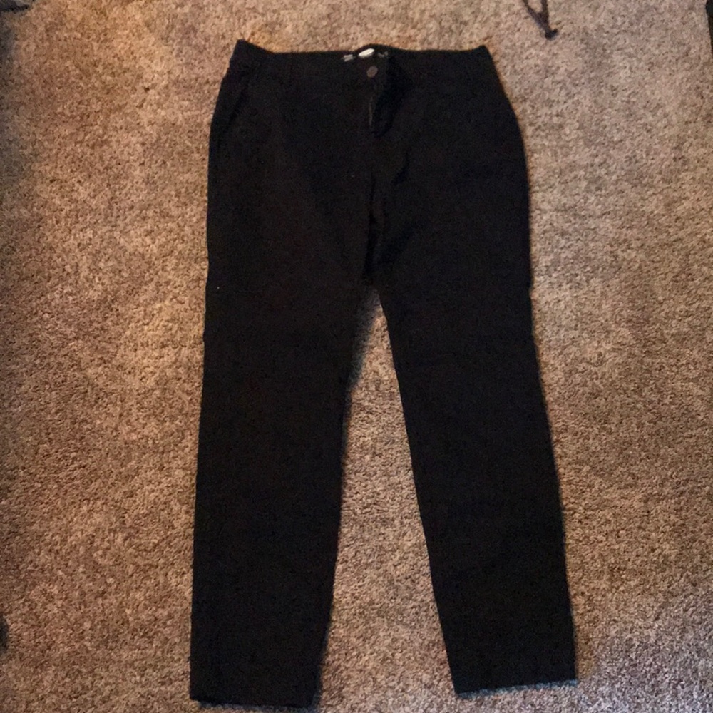 Old Navy skinny black khaki